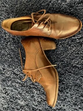 Dark brown Frye phoebe oxfords 6.5 in cognac